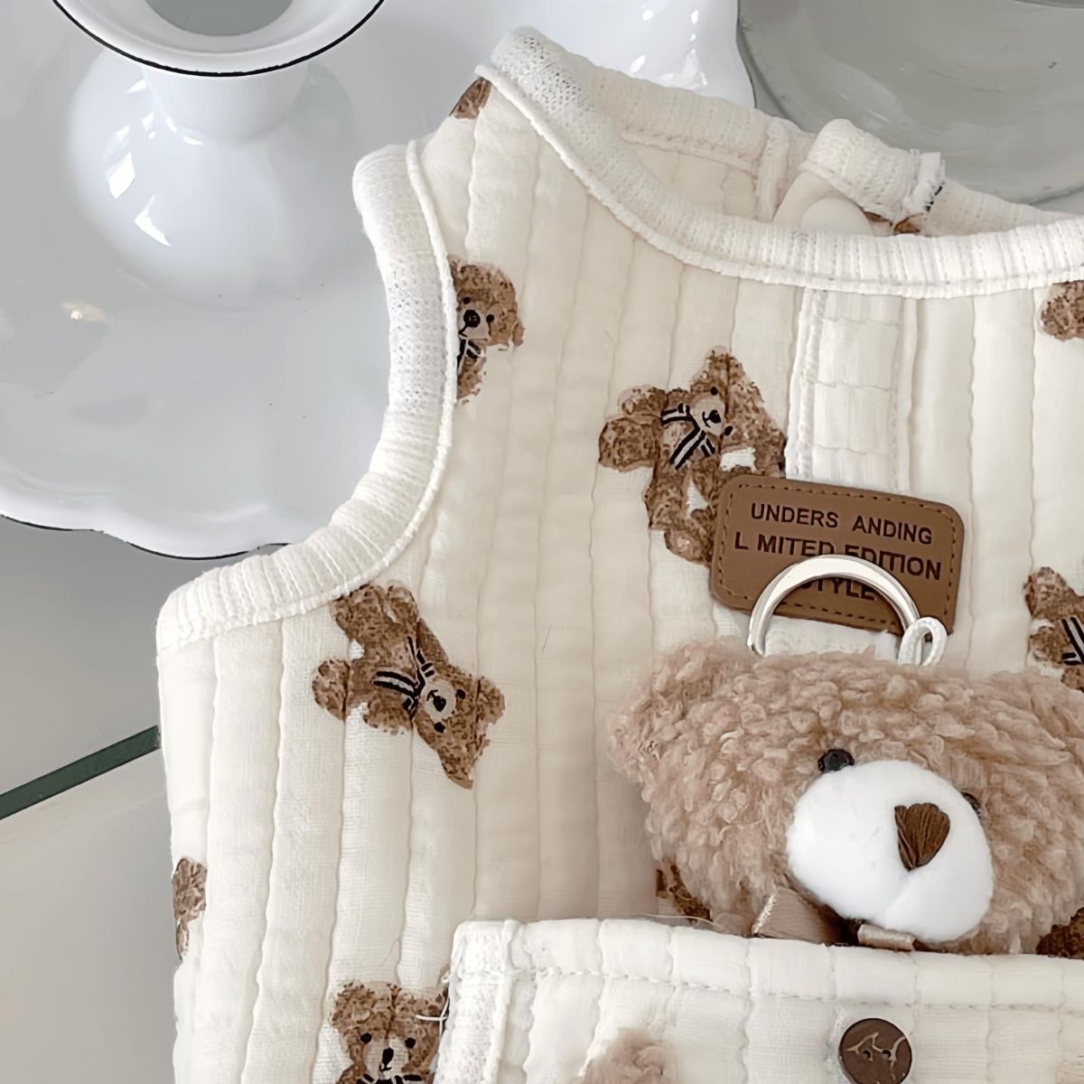Pet Sweater Plush Bear Pattern Sleeveless Pet Clothing Puppy Outfit Kitten - Ivory - Size M