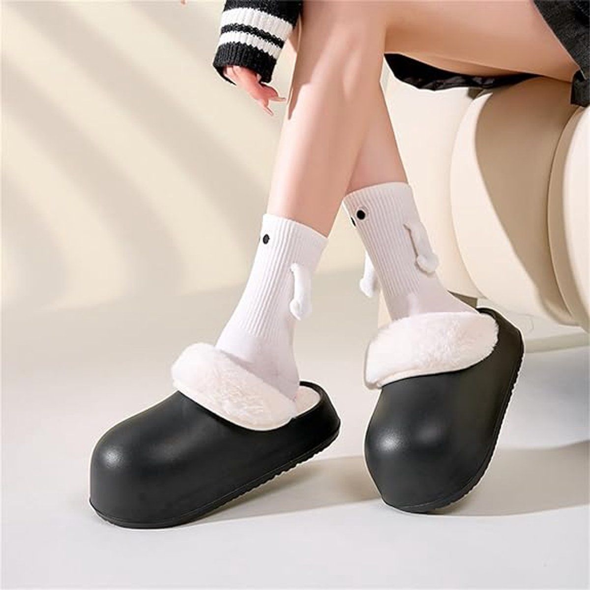 Womens Winter Slippers Waterproof Removable Lining Black, Size 36-37, 23 cm