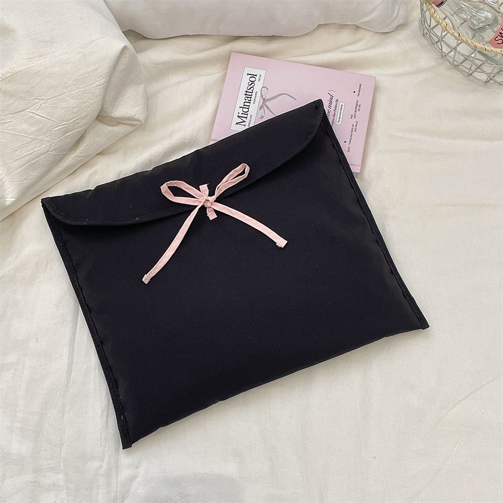 Cute Bowtie Laptop Sleeve Puffy Notebook Bag Tablet Bag Protective Laptop Case for Women (black horizontal style)