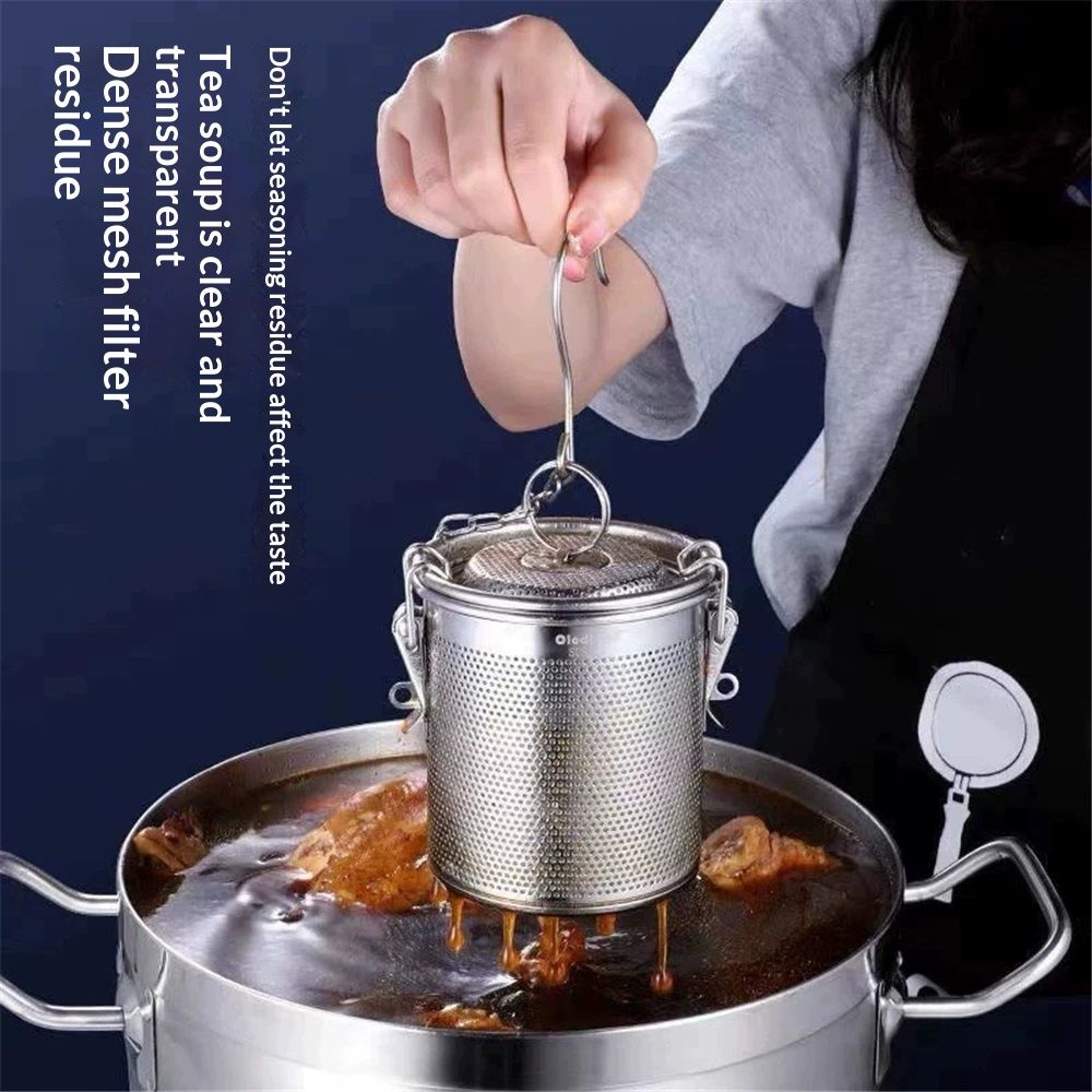 Stainless Steel Spice Infuser Basket with Chain Hook, Extra Fine Mesh Soup Strainer for Cooking, Seasoning, and Brewing Tea,（8*9cm）