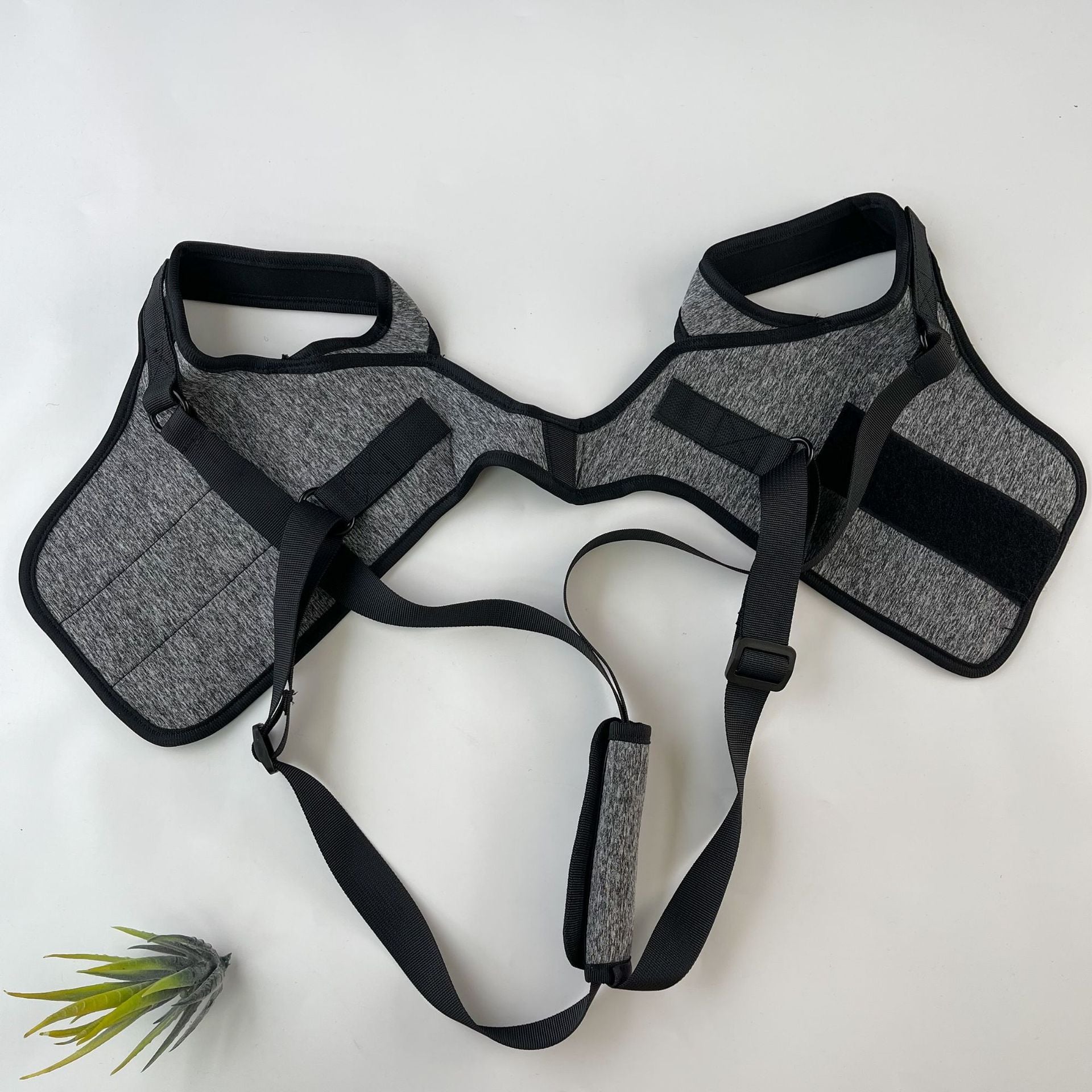 Dog Sling for Large Dogs Hind Leg Support to Help Rehabilitate The Hind Limbs of Elderly Dogs with Weak Hind Legs Disabilities and Injuries （L,Grey）