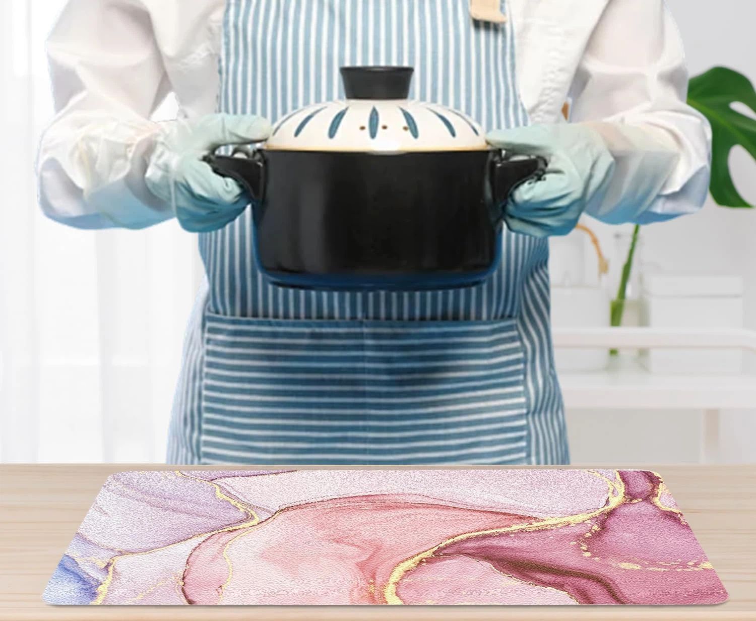 linen Placemats Set of 4, Marble Watercolor Vintage Pink Girl Cute  Placemat for Ding Table Heat-Resistant Non-Slip Table Place Mats for Party Coffee Bar,