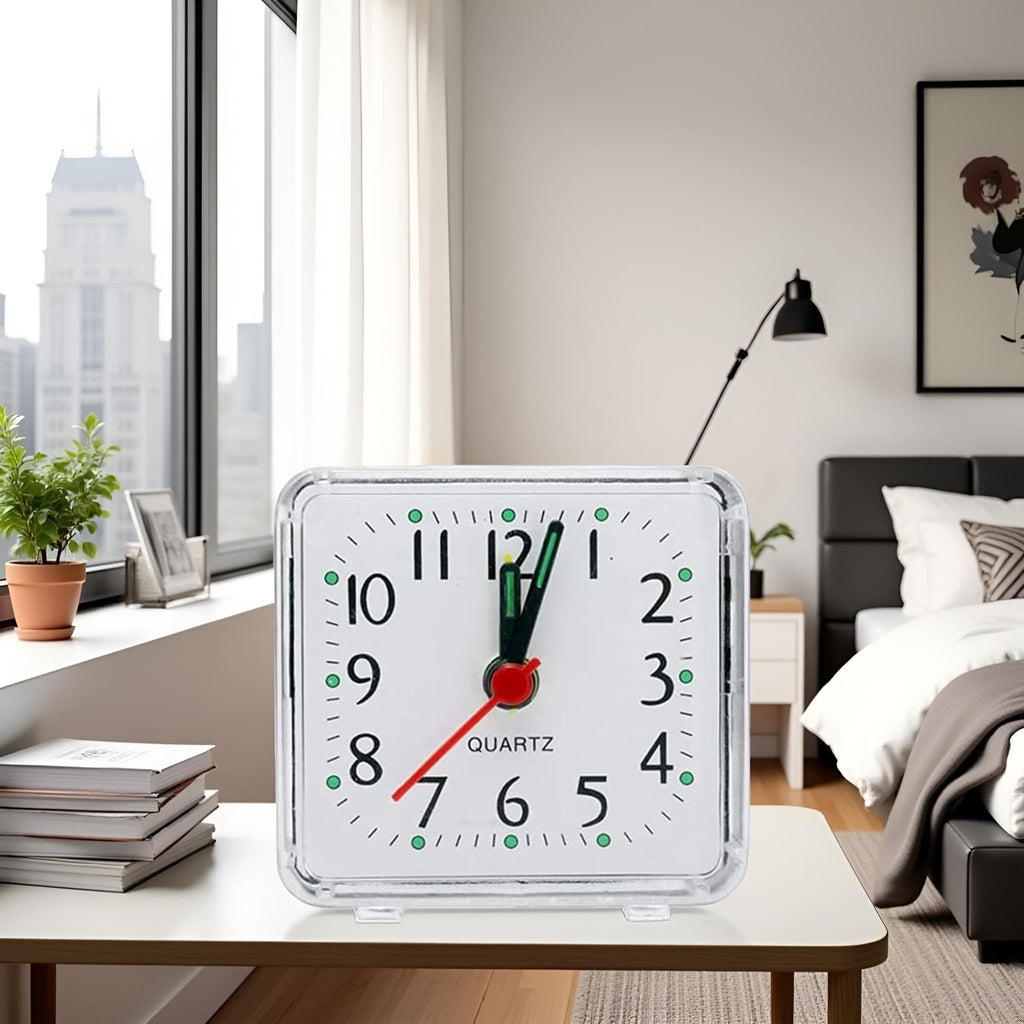 2 pack Analog Alarm Clock, White, Battery Powered, Large Dial, Good for Travel, Heavy Sleepers（Battery not included）