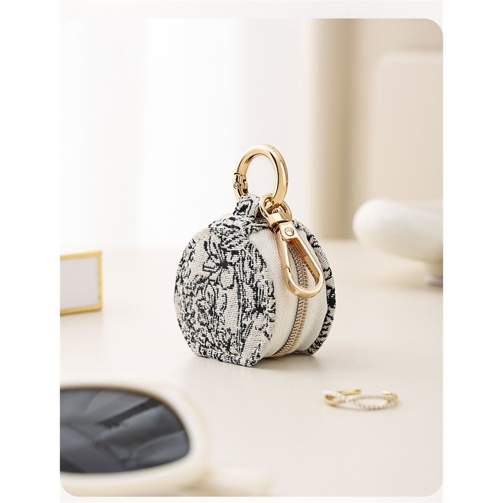2 pack Jewelry Ring Holder Box with Keychain, Portable Gym Jewelry Storage Box Case, Small Travel Ring Earring Stud Necklace Storage Case（only boxs）