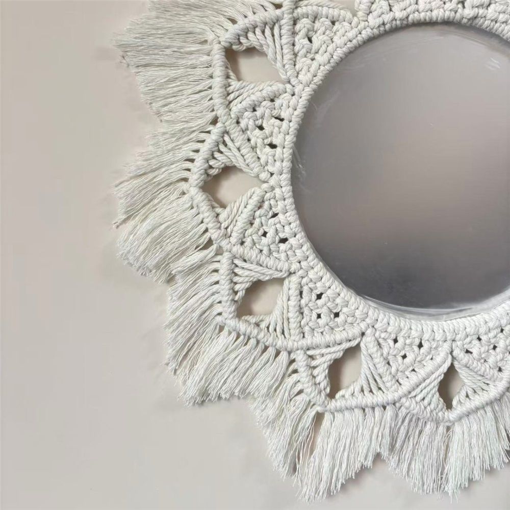 Wall Decor Mirror Circle Hanging Mirror for Bedroom Living Room Apartment Entryway Home Decor for Apartment Living Room Bedroom Baby Nursery Home Decor (Round)