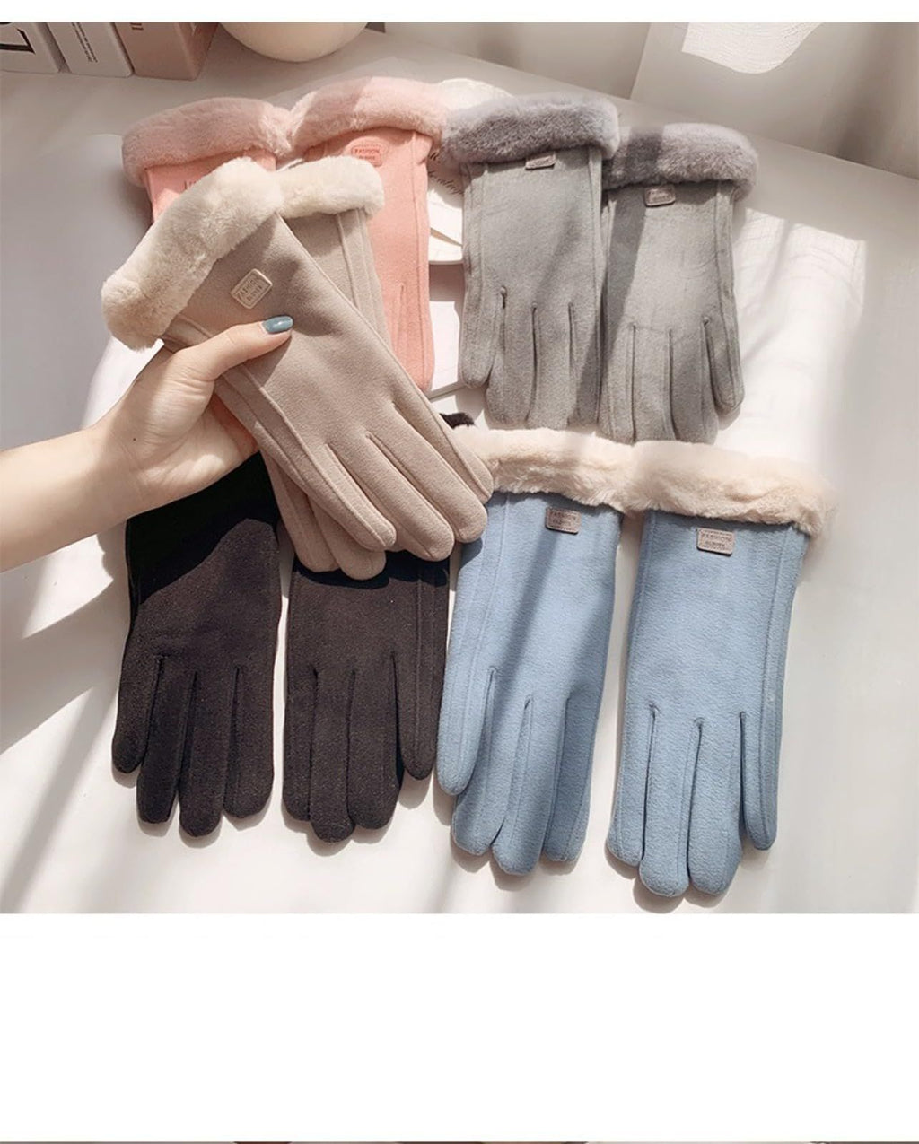 Black women's Minimalist Solid Color Touchscreen Gloves, Elegant Modern Windproof Warm Riding, Fuzzy Gloves for Fall & Winter