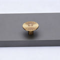Radiating Daisy Fan Single Hole Knob 4pcs