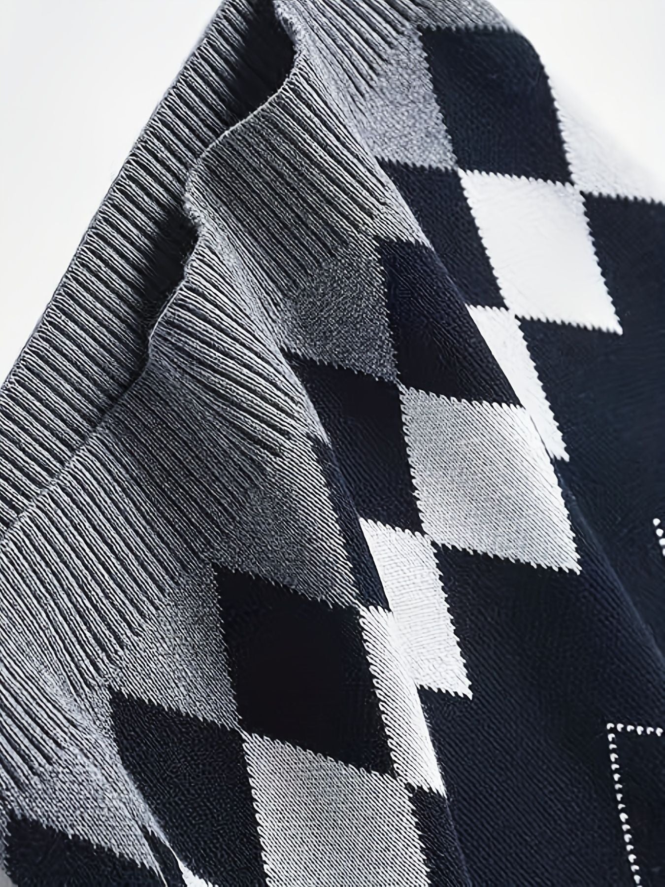 BX0004-NAVY 100% Cotton Kids V-Neck Argyle Sweater Vest, Boys and Girls School Uniform Knitwear, Navy Blue, Size 110