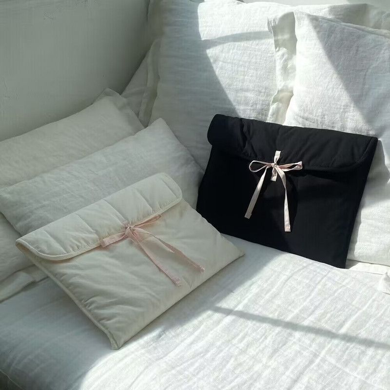 1PC Ballet Pink Bow Quilted Laptop & Tablet Sleeve – Fits 13–14 inch – White