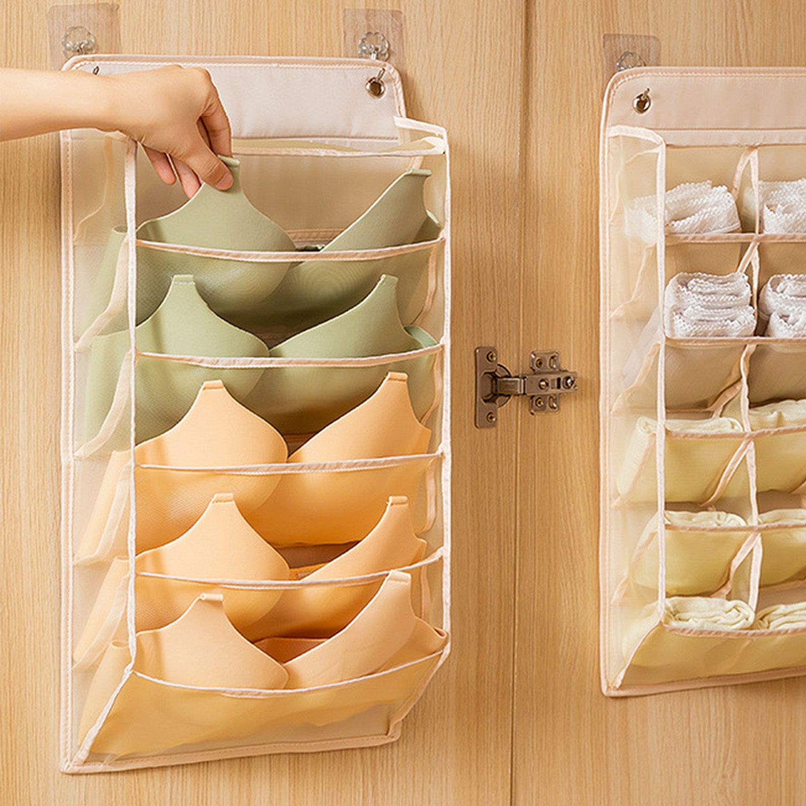Closet Hanging Underwear Organizer Mesh Oxford Cloth PP Board Underwear Wall Shelf Wardrobe Hanging Storage Bag for Bra Socks Underpants 5 Pockets Beige