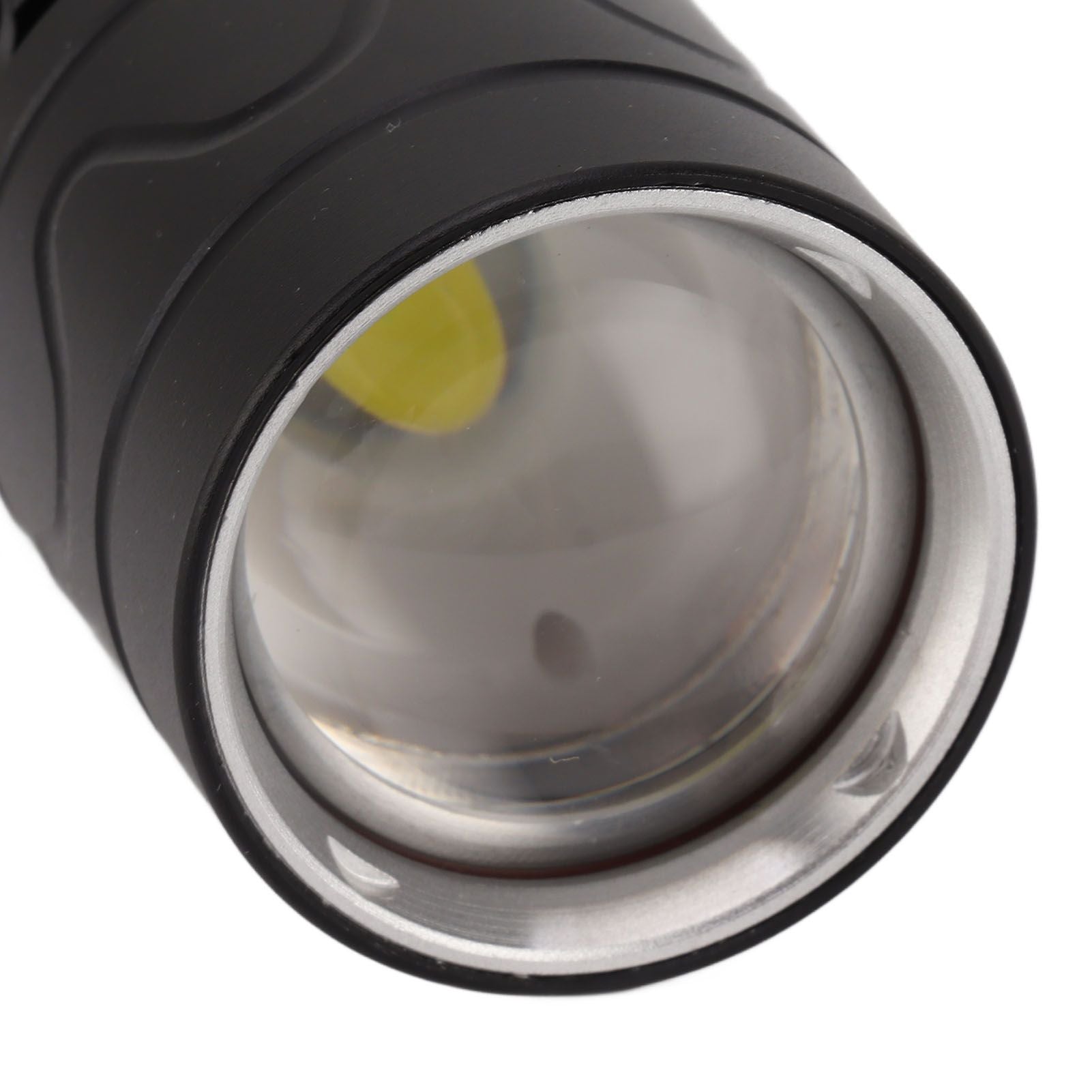Professional Diving Flashlight with Magnetic Key Switch 3 Modes Super Bright 8000LM IPX8 Underwater Diving Torch for Underwater