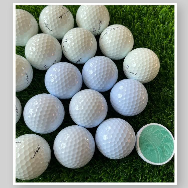 1Pc Five-Layer PU Golf Tournament Ball Durable High-Performance Ball for Professional and Recreational Play-White