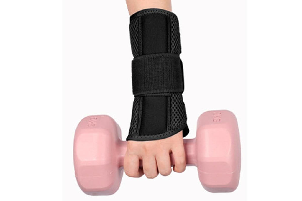 Adjustable Wrist Brace with Removable Steel Splint for Carpal Tunnel Support - Black & Right & L
