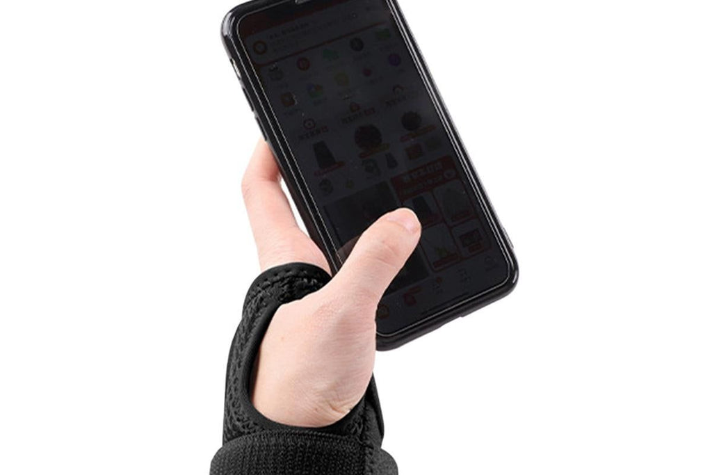 Adjustable Wrist Brace with Removable Steel Splint for Carpal Tunnel Support - Black & Right & M