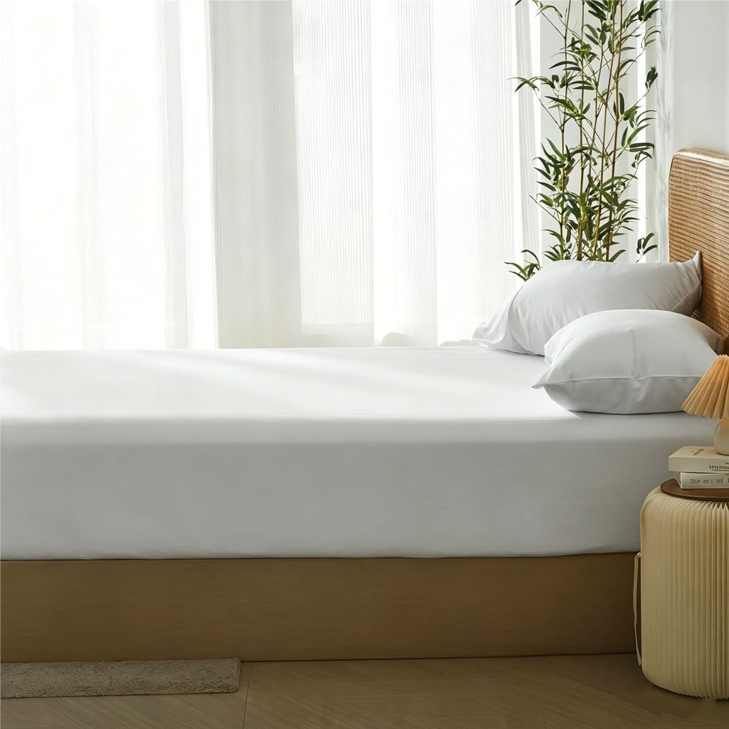 3 Piece Hotel Bamboo Cooling Fitted Sheet Set & Pillowcase -Ultra Soft 2000TC Breathable Fitted Bed Sheets Set with 37 Centimetre Deep Pocket-Cooling Sheets for Hot Sleepers(White,King)